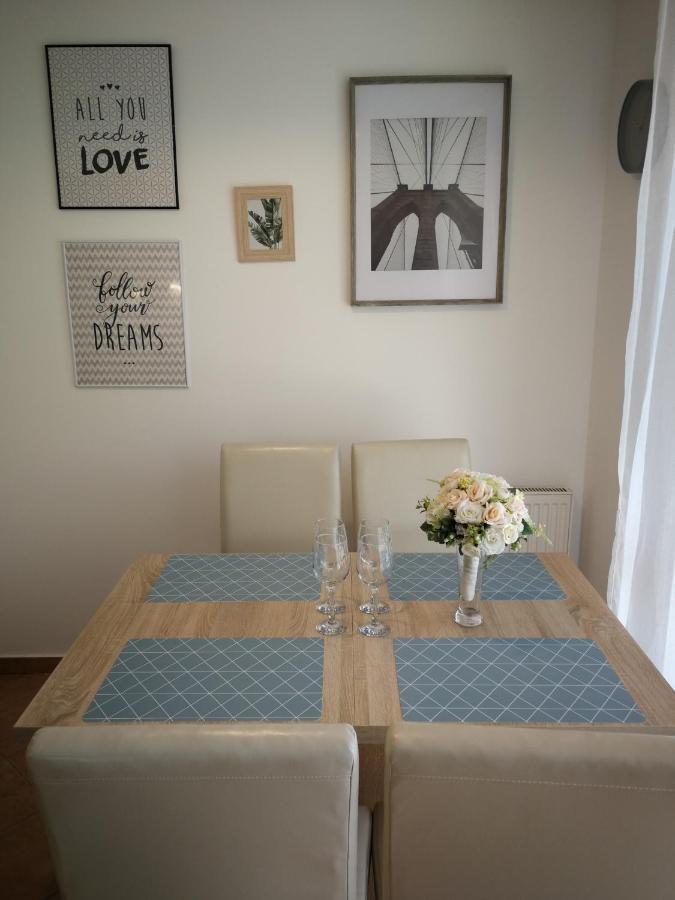 Voeroesmarty Apartman Miskolc - Belvaros - Downtown Buitenkant foto