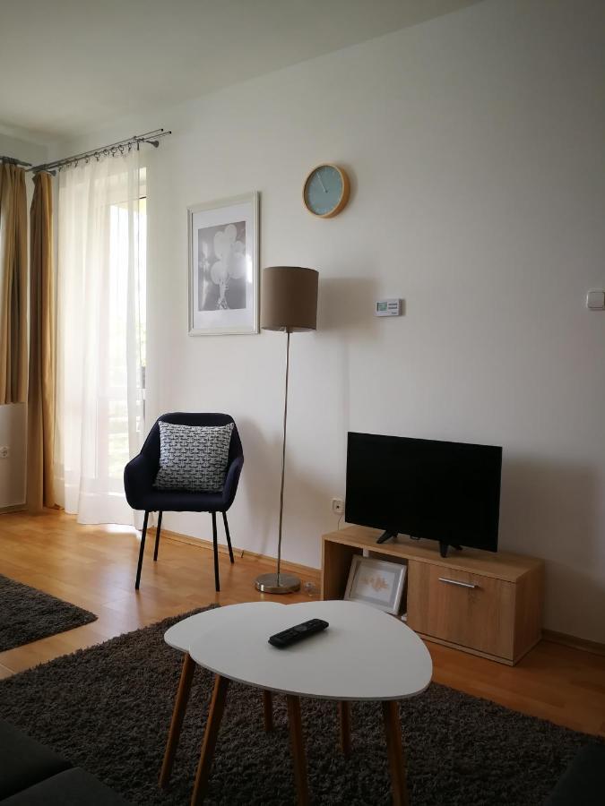 Voeroesmarty Apartman Miskolc - Belvaros - Downtown Buitenkant foto